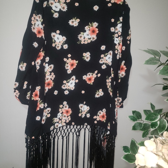 Sweater - Picture 3 of 4